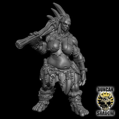 Titan (Frau) XXL  32mm  Tabletop  Fantasy  Gaming  D&D  Dungeons and Dragons  Pathfinder  DSA Duncan Shadow